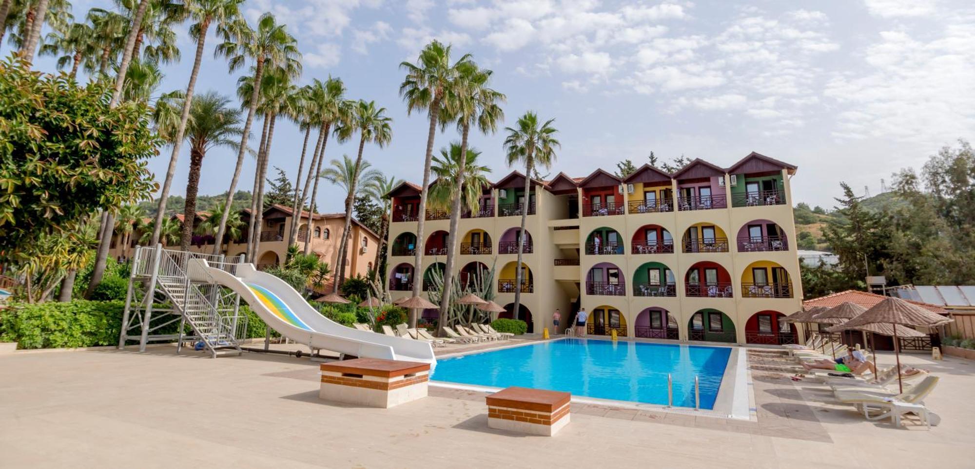 Club Tropical Beach Hotel Toslak المظهر الخارجي الصورة
