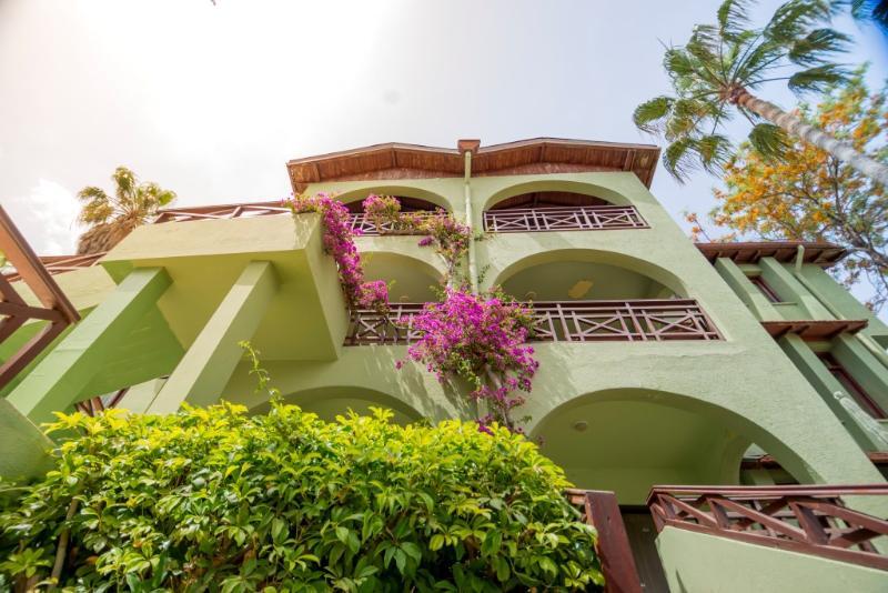 Club Tropical Beach Hotel Toslak المظهر الخارجي الصورة